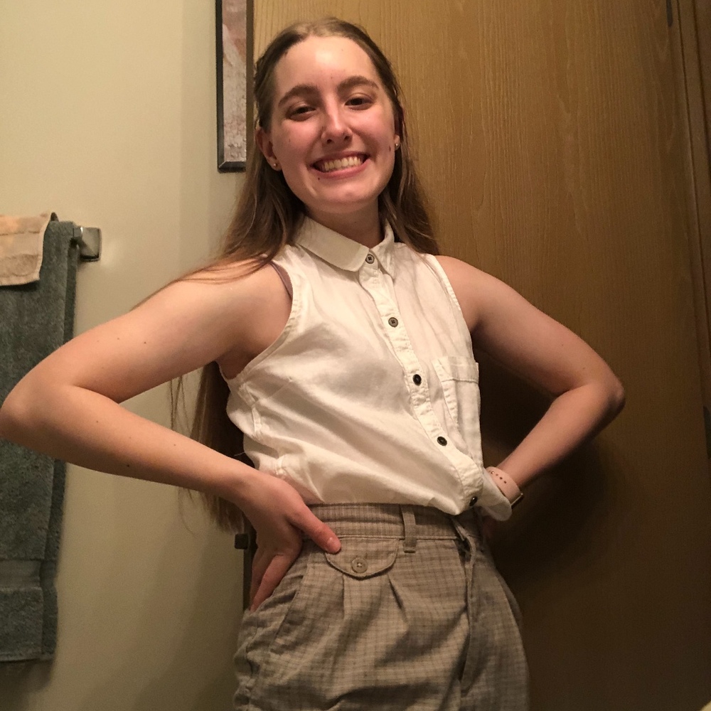 Meet your Posher, Emily